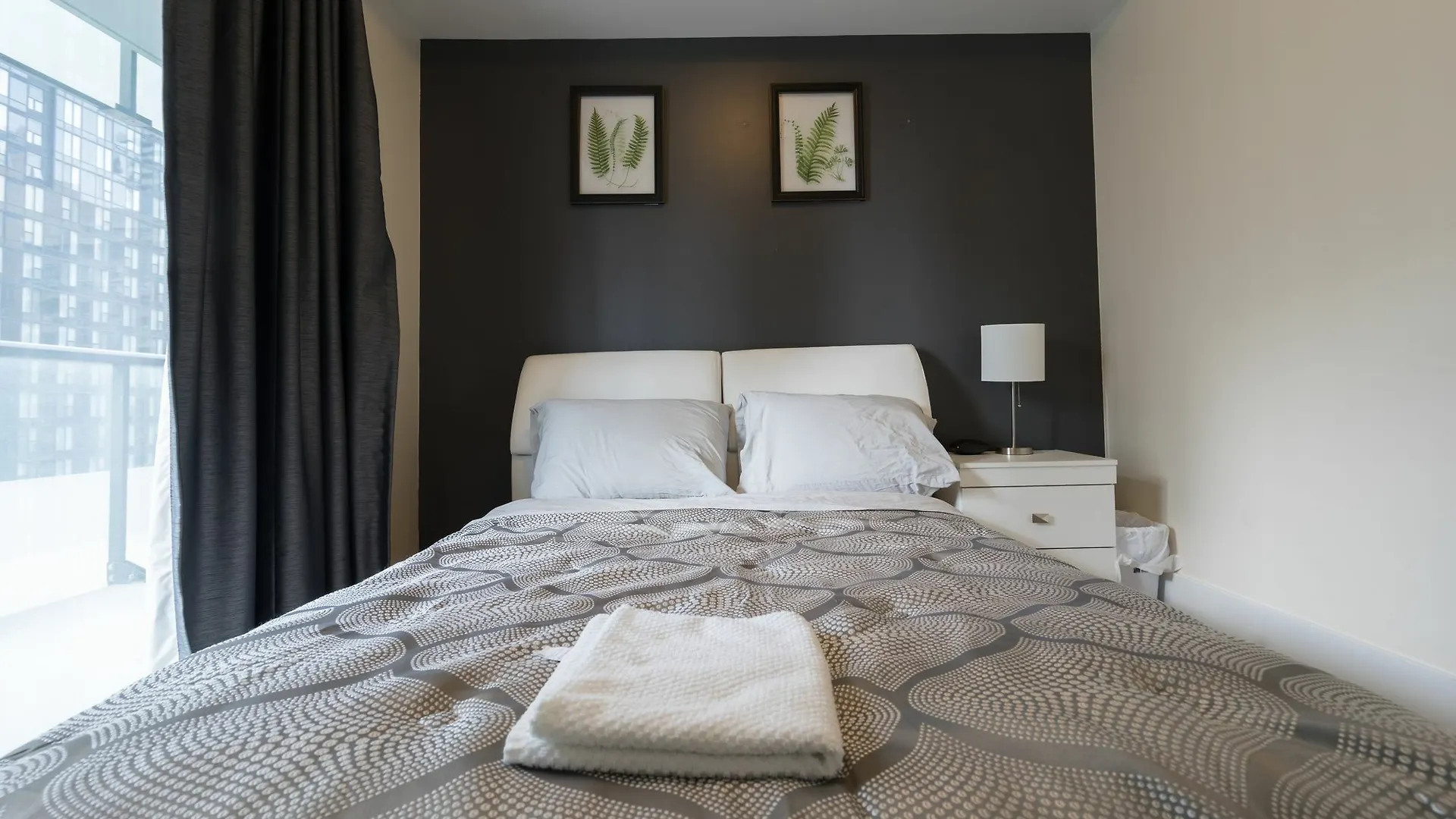 Apartment Applewood Suites - Executive 3 Bdrm Toronto Canada