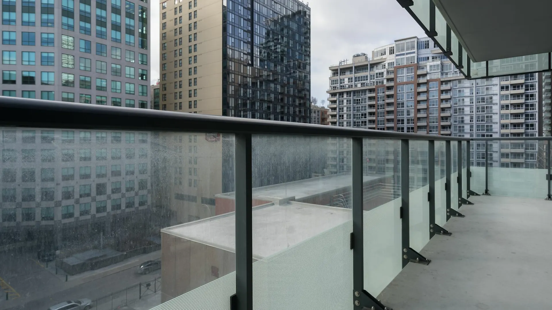 Apartment Applewood Suites - Executive 3 Bdrm Toronto